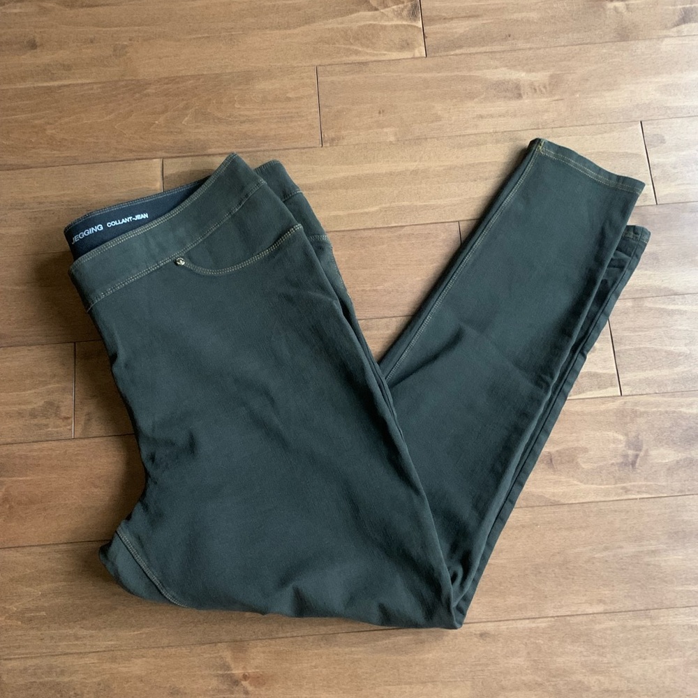 Vigoss Luxe Jeggings in Olive Green